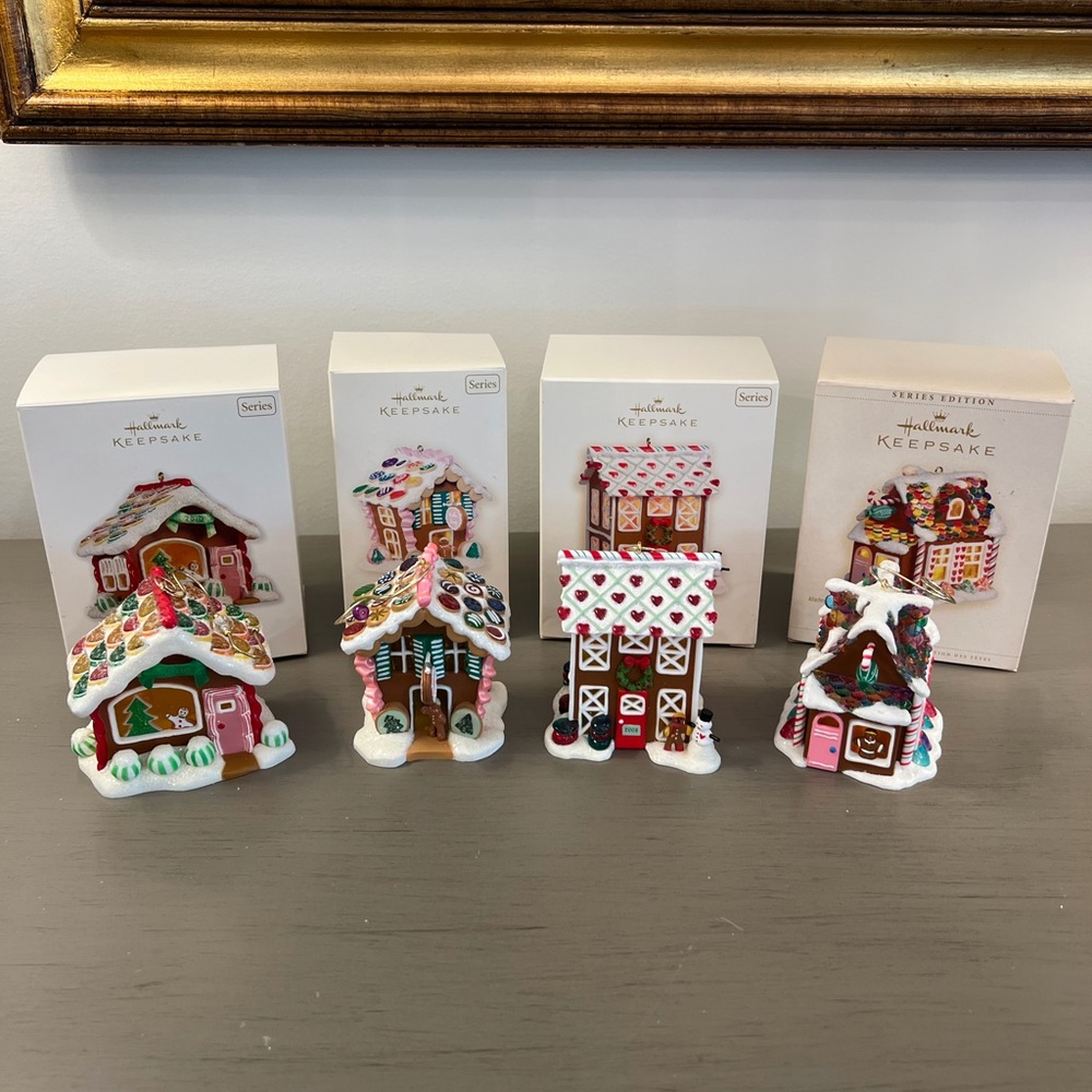 Hallmark Gingerbread House Village Ornaments Mixed Set of 4 Noelville MixedYears